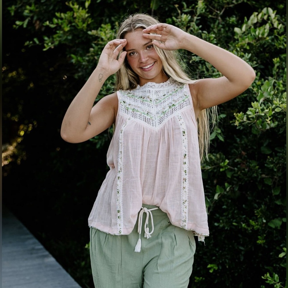POL Soft Pink Boho Sleeveless boho lace detail tunic top - Picture 6 of 6